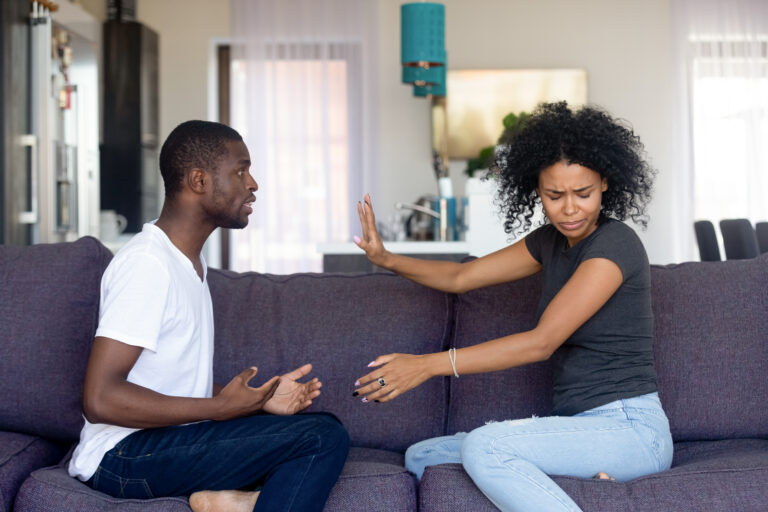 Signs that your husband may be cheating