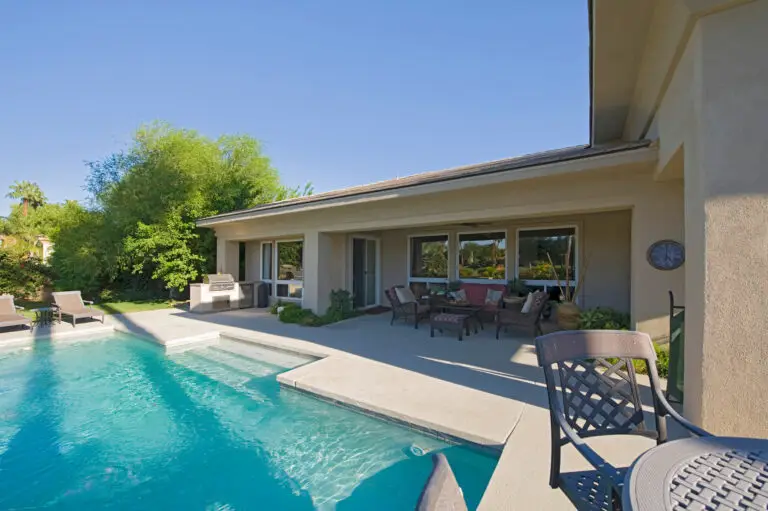 attractive nuisance doctrine in Texas pool injury claims