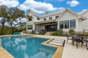 evidence for a Texas swimming pool injury claim